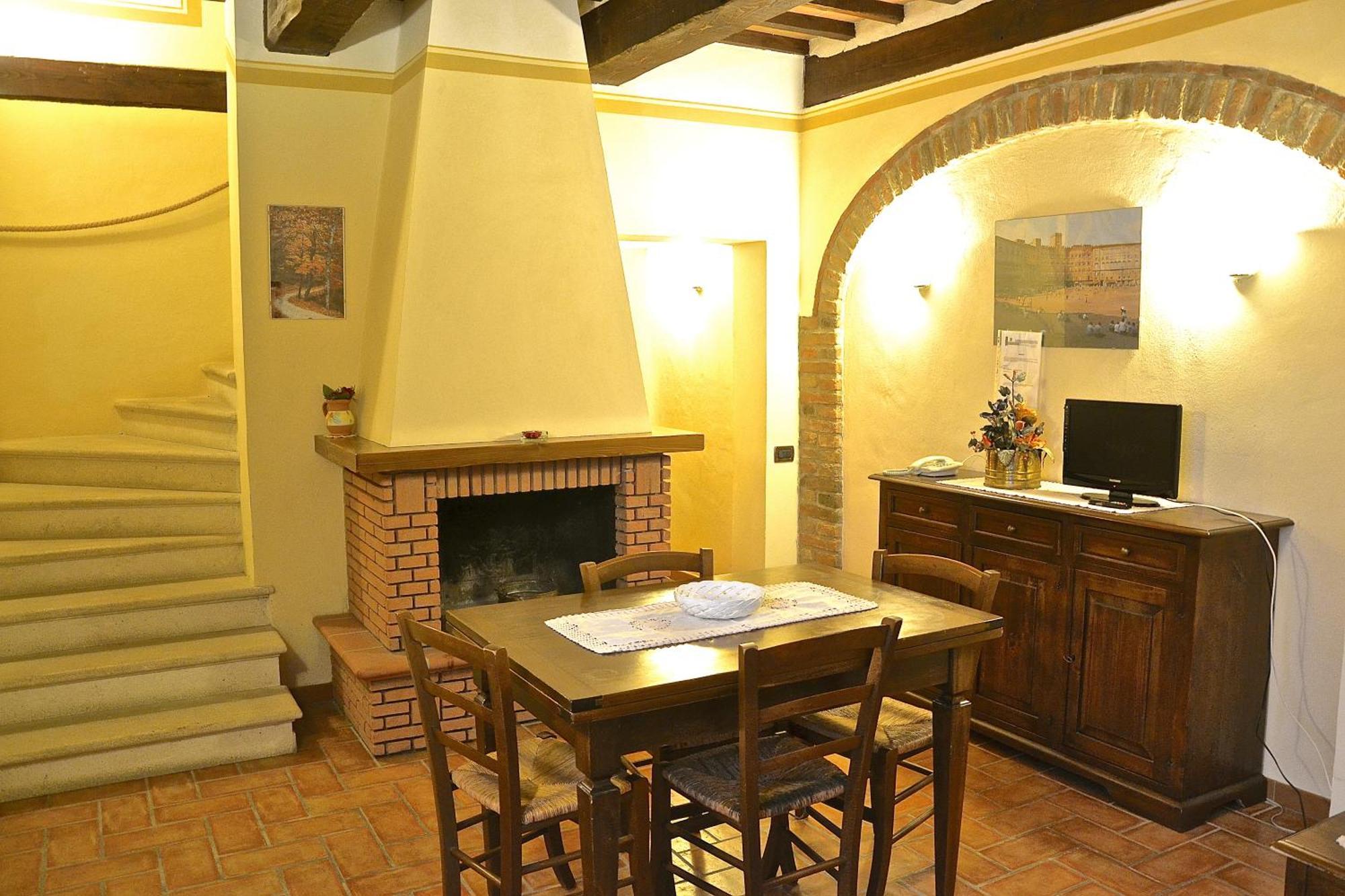 Agriturismo Sanguineto Acquaviva  Dış mekan fotoğraf