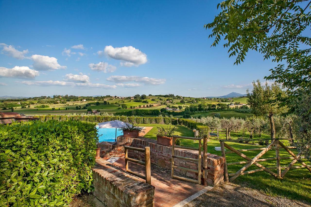 Agriturismo Sanguineto Acquaviva  Dış mekan fotoğraf