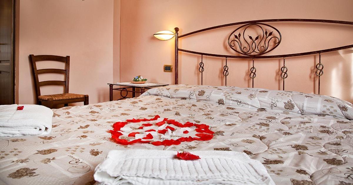 Agriturismo Sanguineto Acquaviva  Dış mekan fotoğraf
